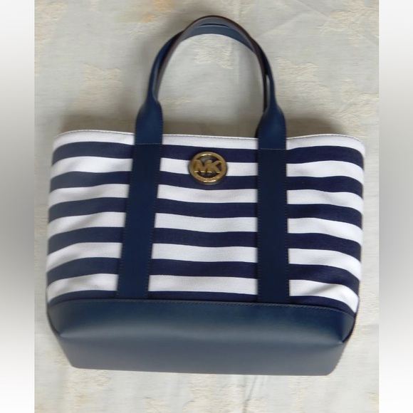 MICHAEL KORS NWT FULTON CANVAS STRIPED MED TOTE SHOULDER BAG NAVY AUTHENTIC - Picture 4 of 13